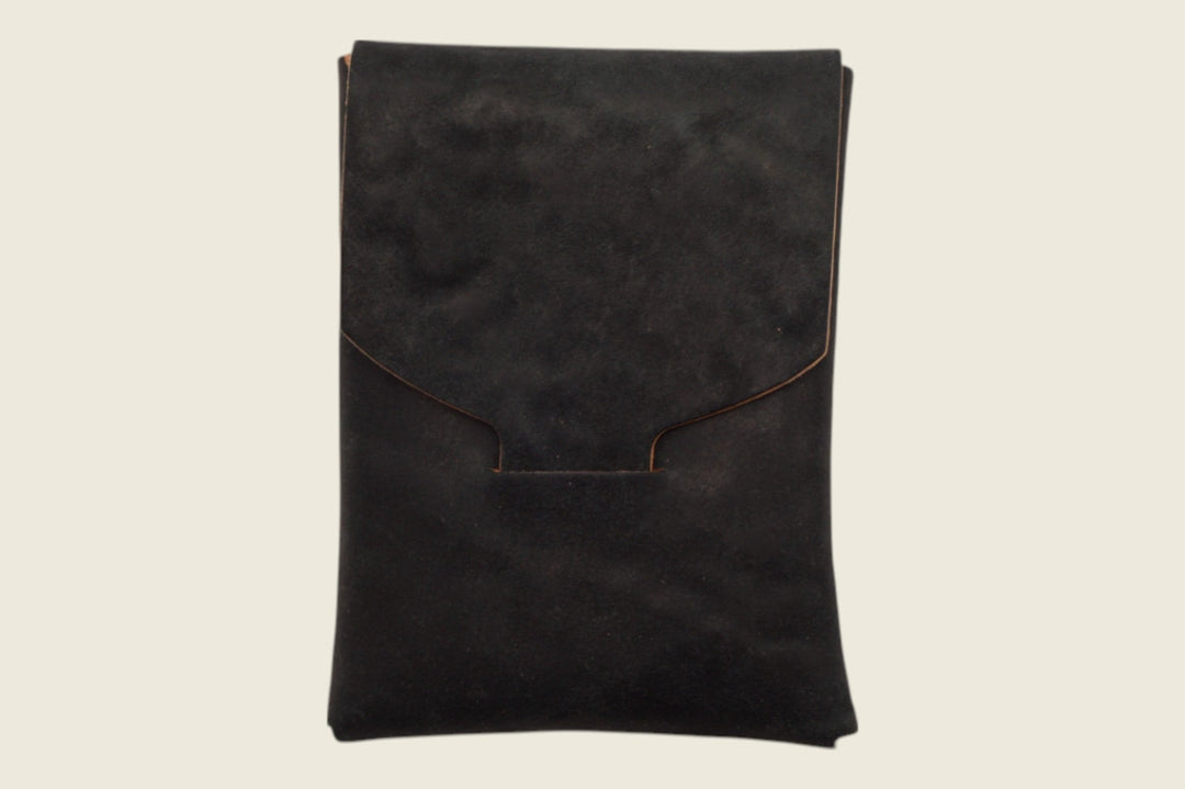Ward - Tumbled Black Shell Cordovan (Horween) Front Pocket