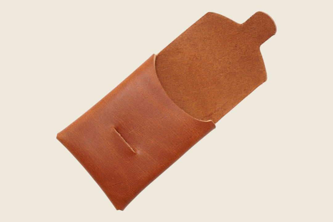 Ward - Teak Featherstone Horsehide (S.B. Foot) Front Pocket