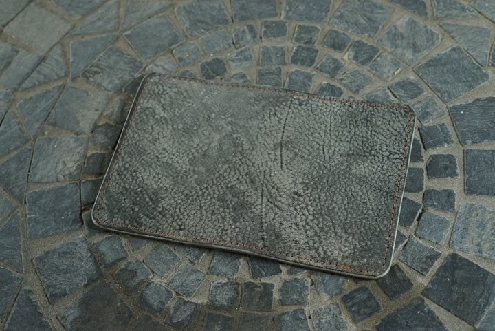 Warden - Blue Grey Giraffe & Natural CXL Horsehide (Brown Thread) Bifold