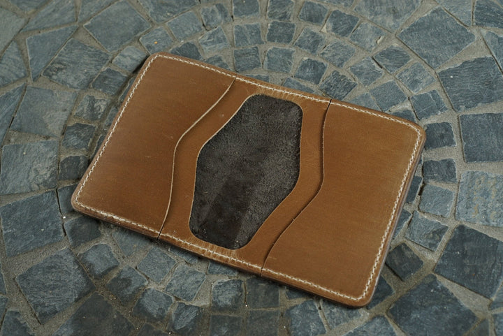 Warden - Dark Brown Ostrich & Natural CXL Horsehide (Horween) Bifold